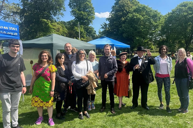 Andy Slaughter MP with 'Sir Winston Churchill' in Ravenscourt Park 
