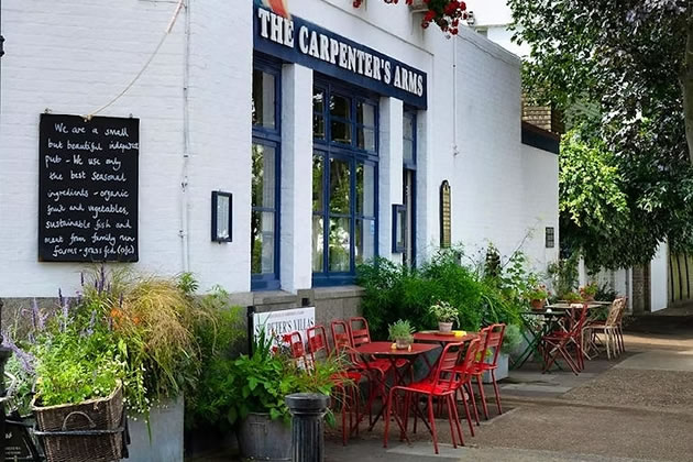 The Carpenters Arms on Black Lion Lane