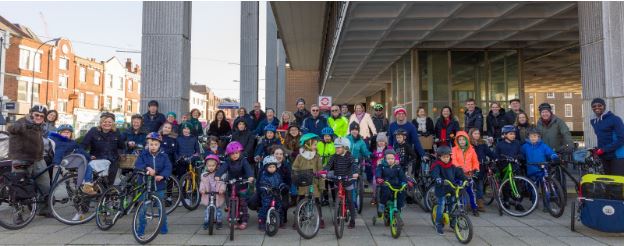Families gather in Hammersmith to show support for cycle lanes plan