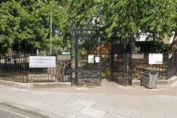 Firefighter Hospitalised After Ravenscourt Park Dog Attack